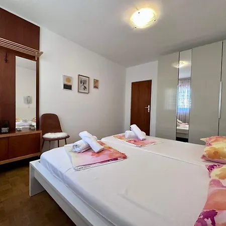 Apartment Sonja Close To The *